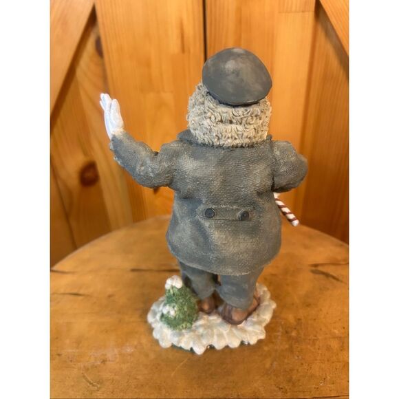 Hamilton Gifts "The Policeman" Professional Santa Figurine Statue 1991 (5743) - Picture 3 of 6